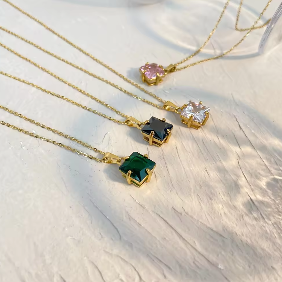 Charmé & Belle's elegant gold plated necklace with hanger