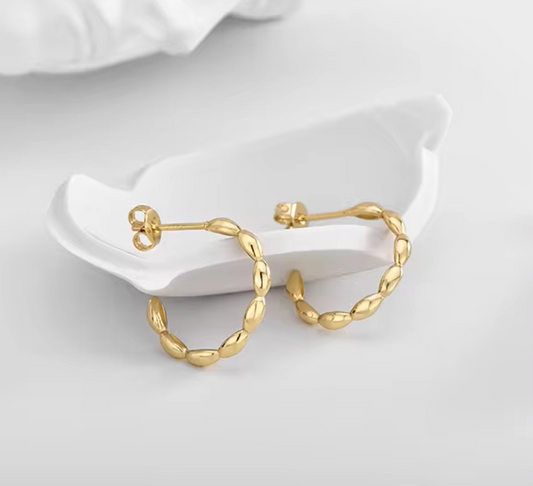 Charmé & Belle's elegant earrings
